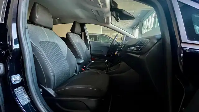 Ford Fiesta view 12