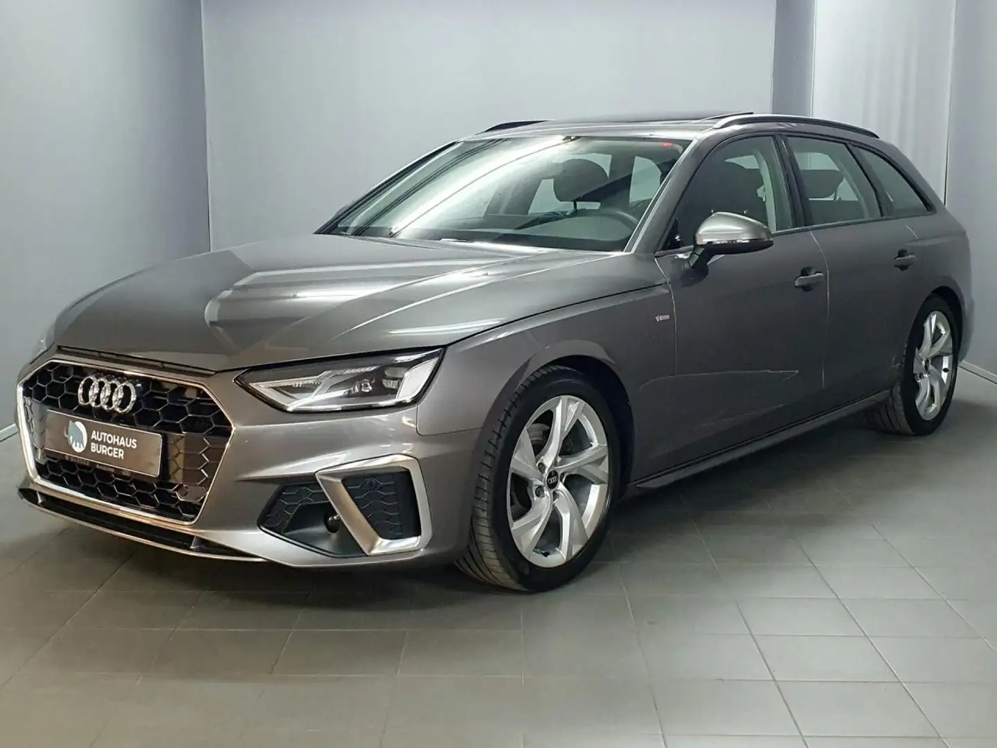 Audi A4 Avant 35TFSI S tronic S line/AHK/Panorama Navi Grau - 2