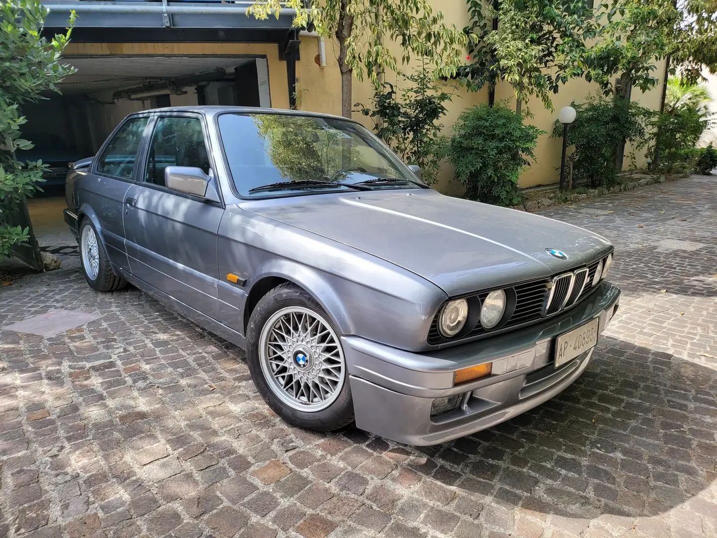 BMW 320 320i S c/abs 2p Srebrny - 1