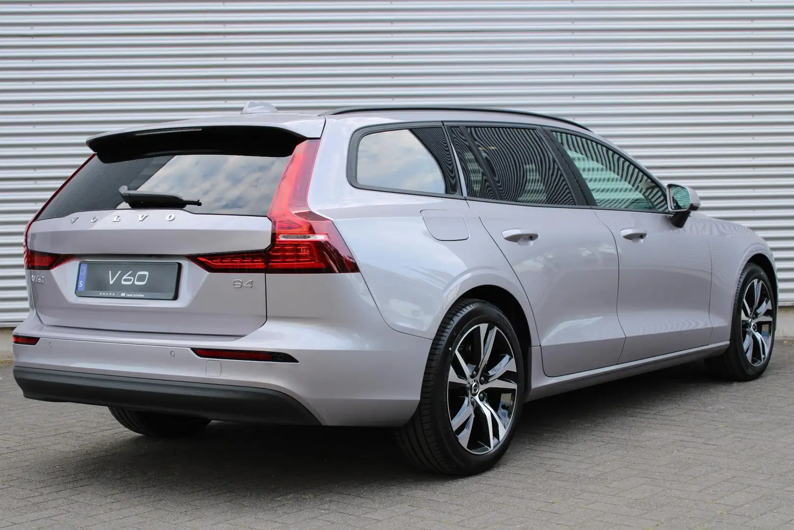 Volvo V60 2.0 B4 Essential Edition | Lichtmetalen Velgen 5-S Argent - 2