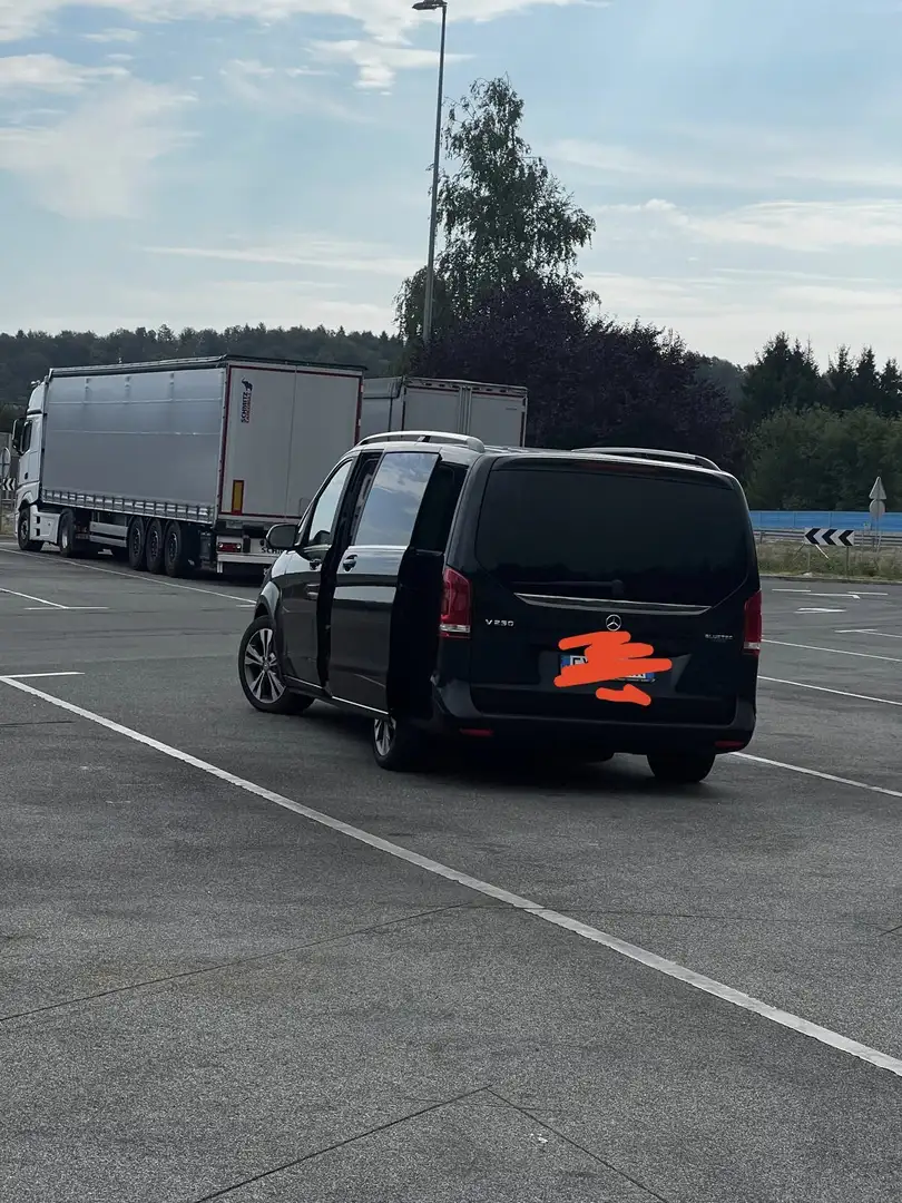 Mercedes-Benz V 250 (BlueTEC) d lang 7G-TRONIC Avantgarde Edition - 2