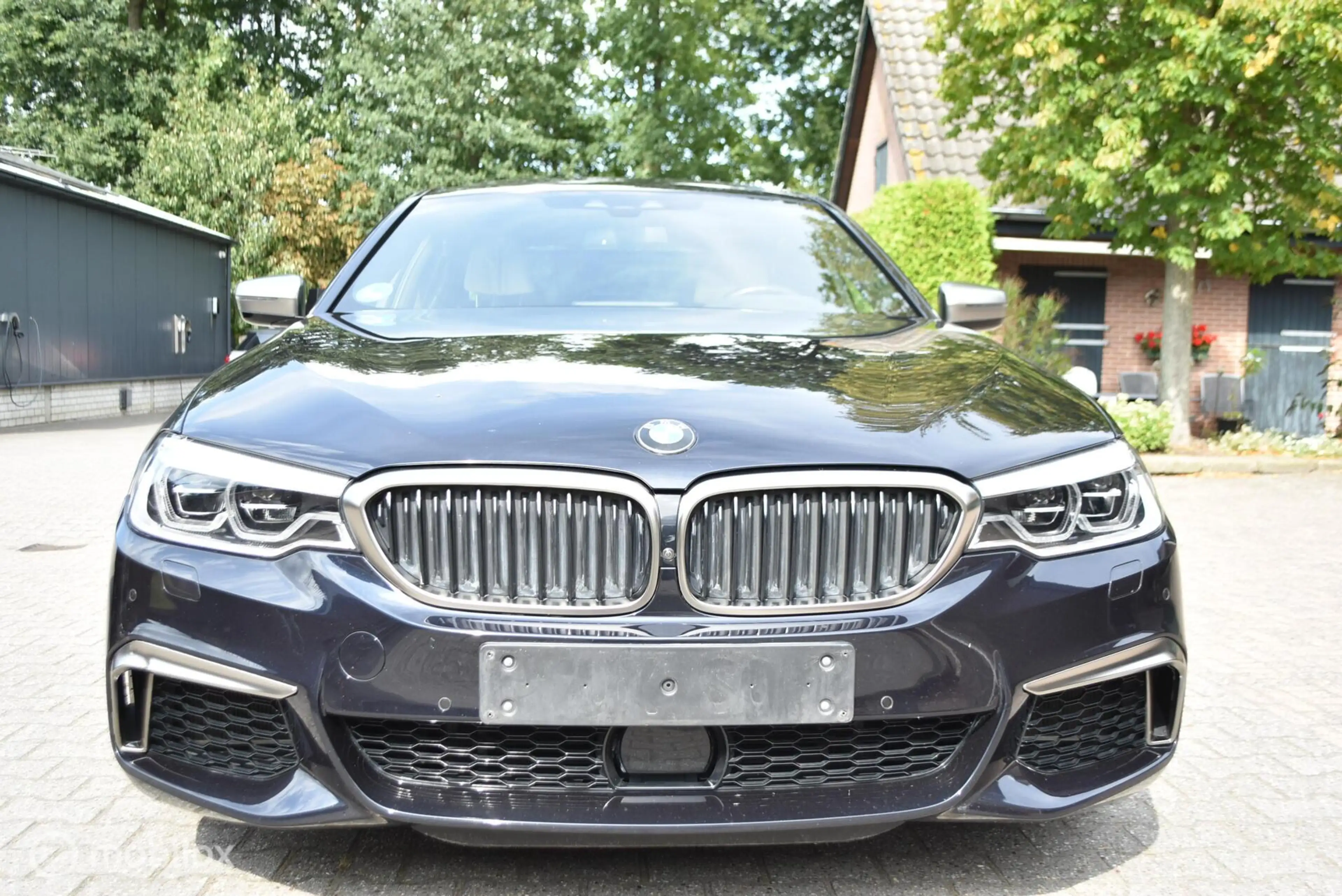BMW M550 M550i X Drive aut Kantelende zuiger! M550I X Drive — photo 7