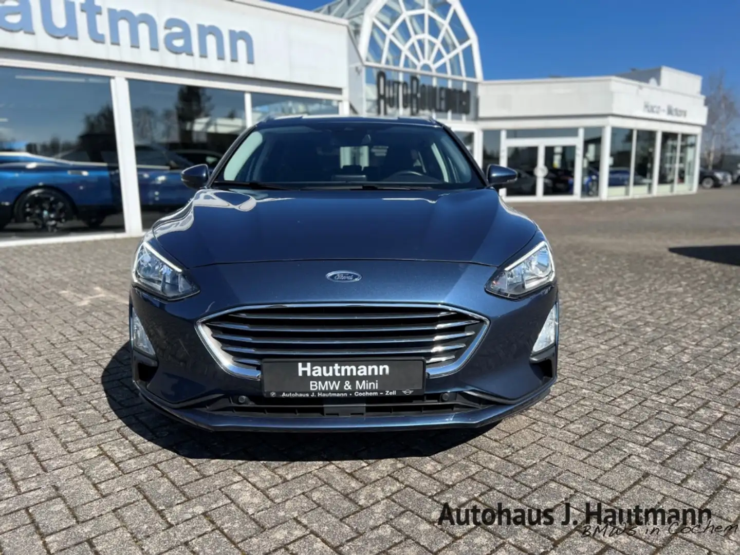 Ford Focus Turnier Titanium 1.0 EcoBoost +1.HAND+ Bleu - 2