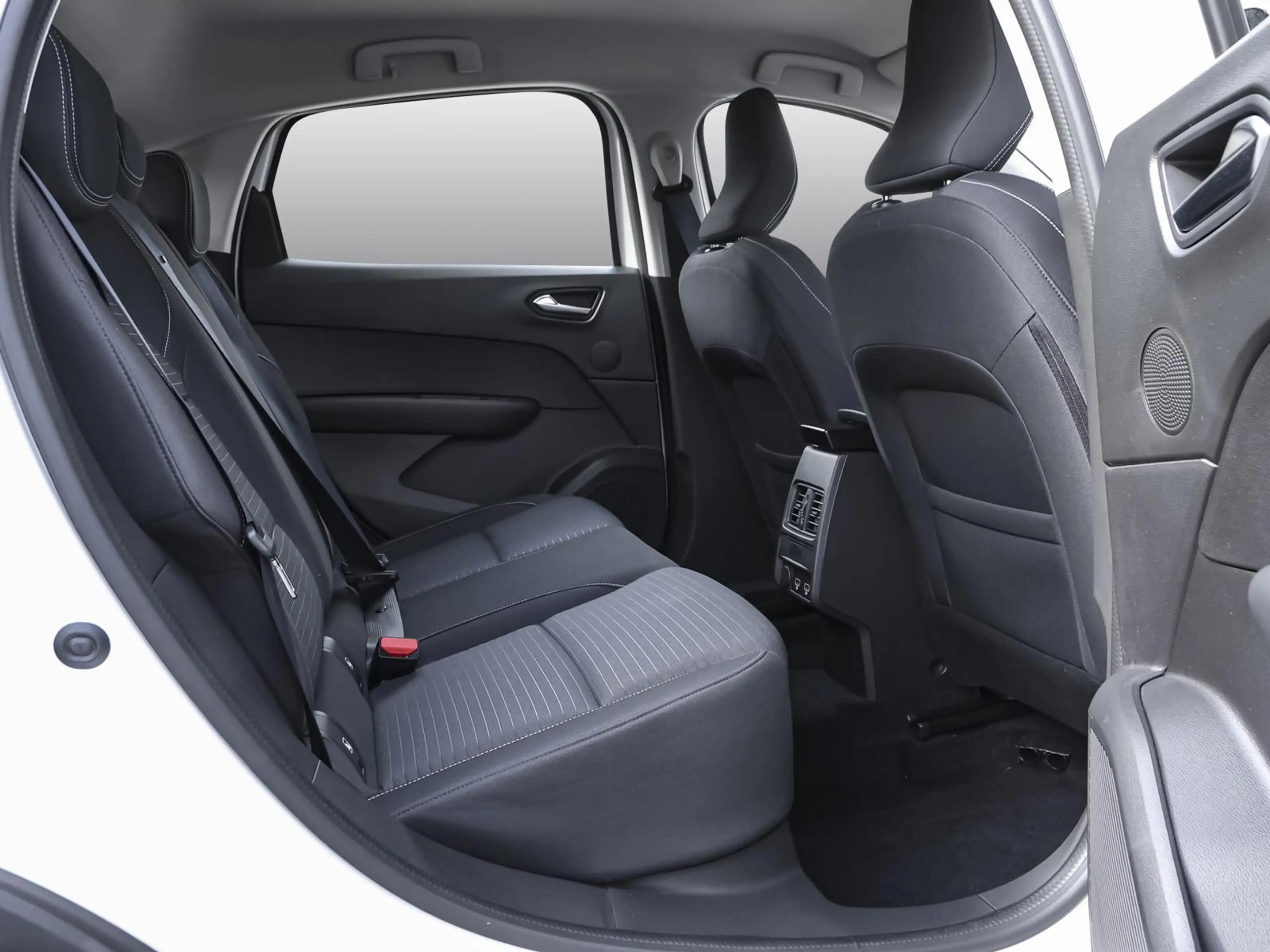 Renault Arkana ZEN TCe 140 EDC PDC KAMERA ALLWETTER — photo 4