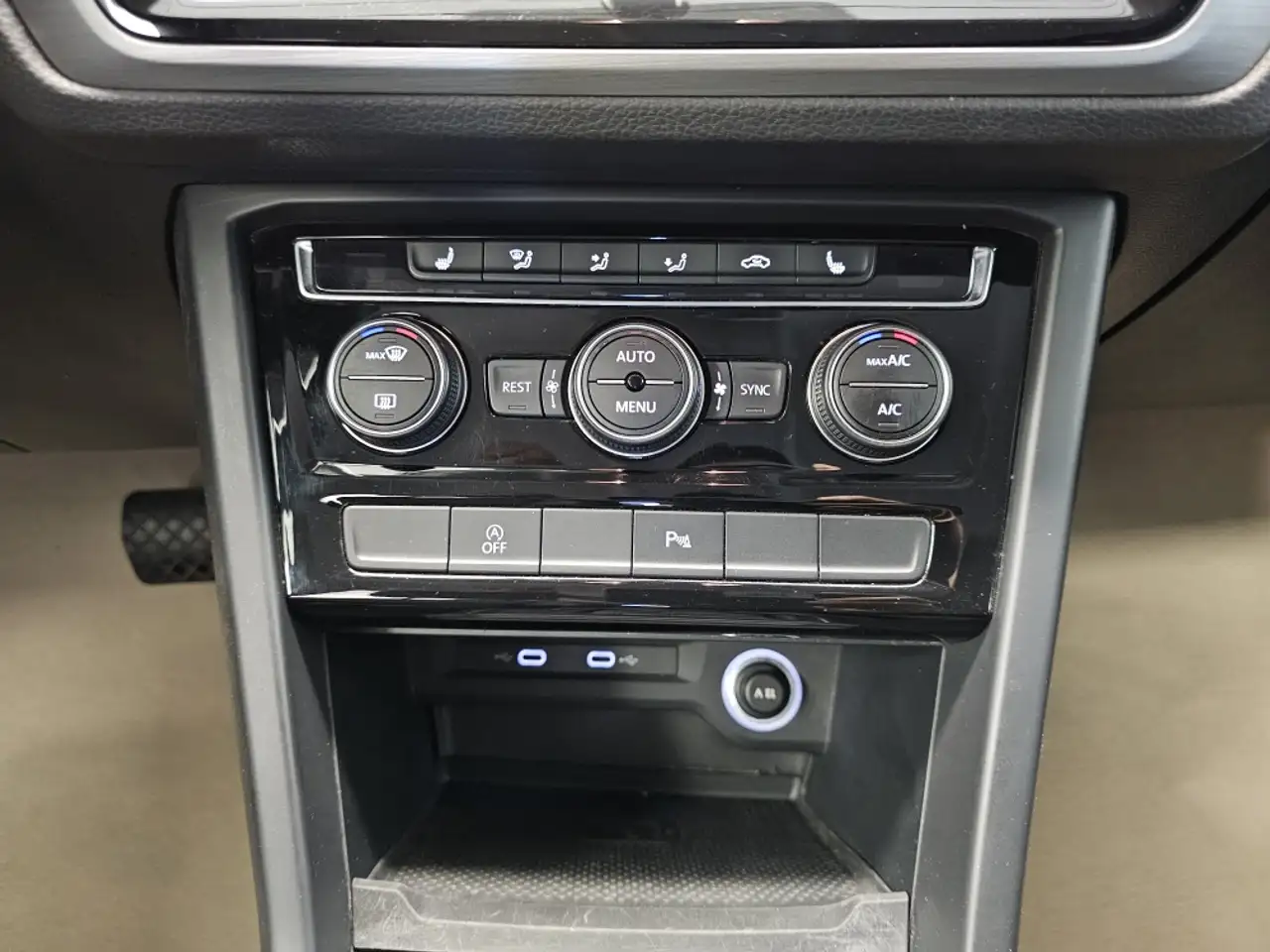 Volkswagen Touran Comfortline 7-Sitzer,AHK,Navi,PDC,SH, миниатюра 13