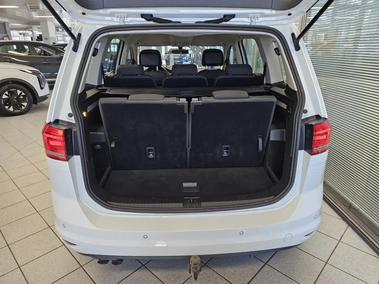 Volkswagen Touran Comfortline 7-Sitzer,AHK,Navi,PDC,SH, миниатюра 4