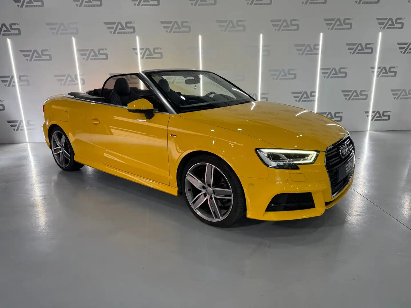 Audi A3 Cabrio 2.0TDI S tronic 7 110kW (4.75) Amarillo - 2
