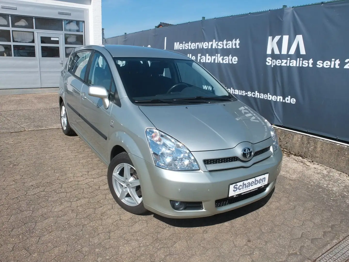Toyota Corolla Verso 1.8-l-VVT-i Sol  116tkm Silber - 1
