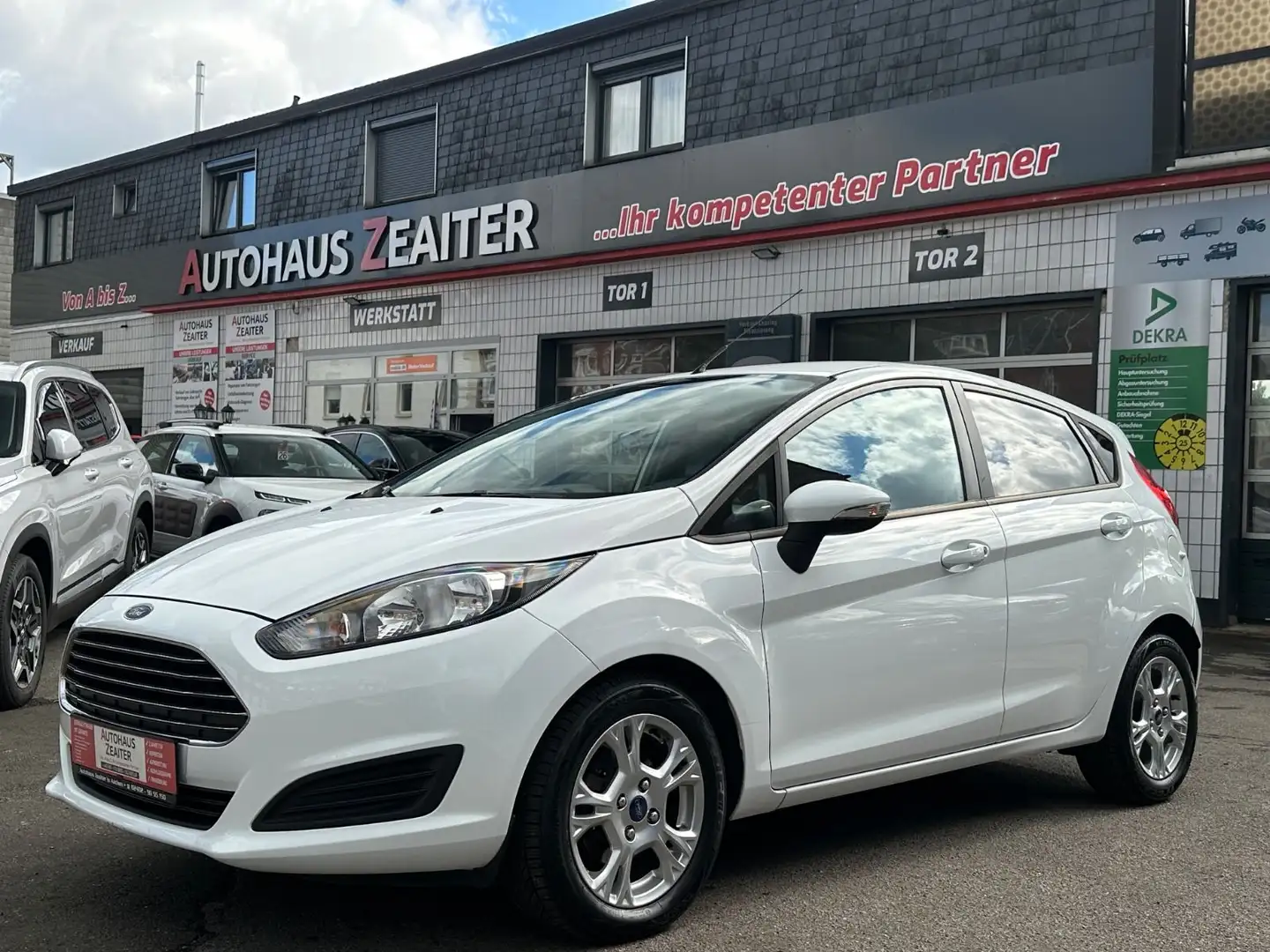 Ford Fiesta Trend*Inspektion*Tüv* Weiß - 1