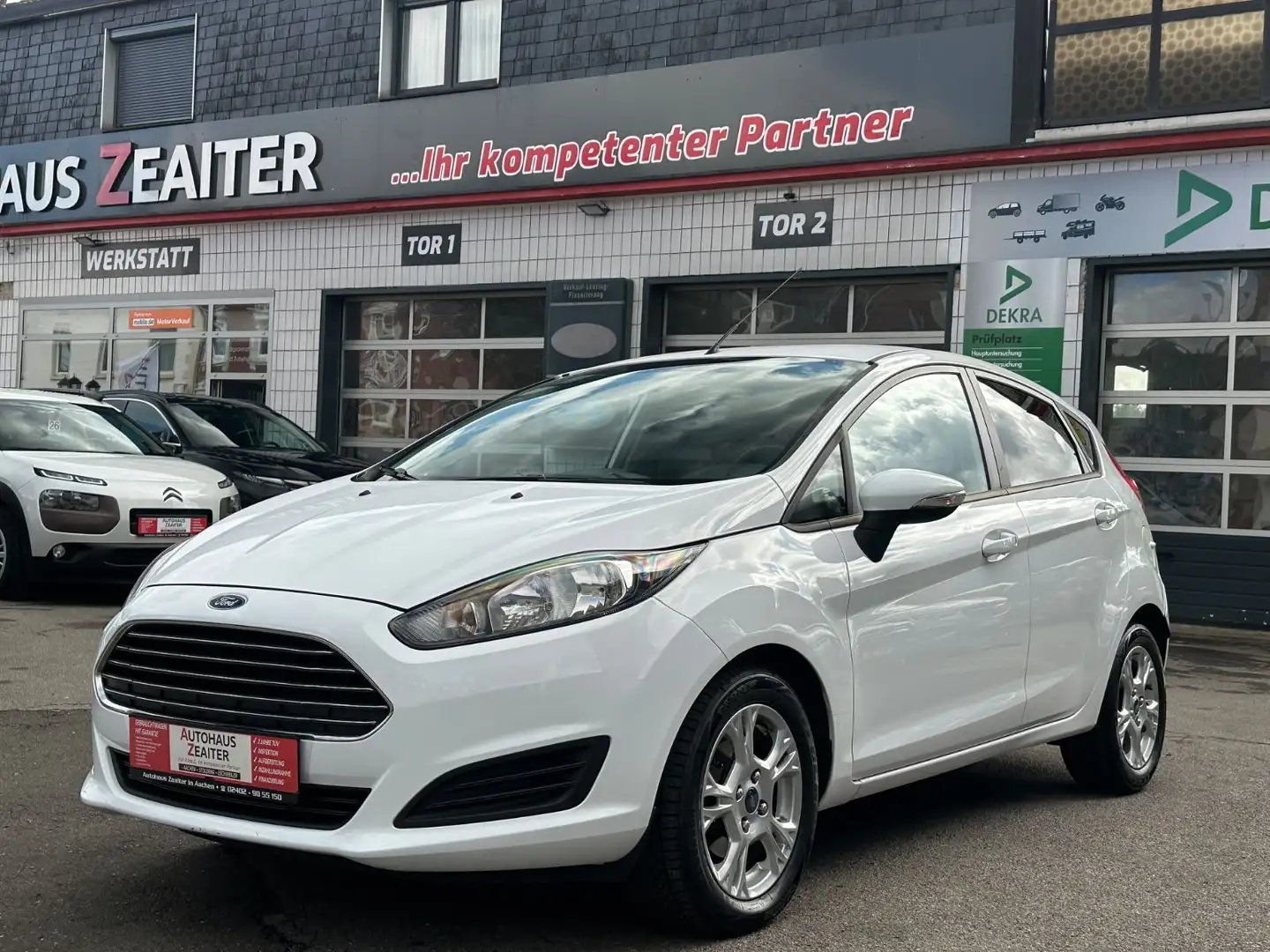 Ford Fiesta Trend*Inspektion*Tüv* Weiß - 2