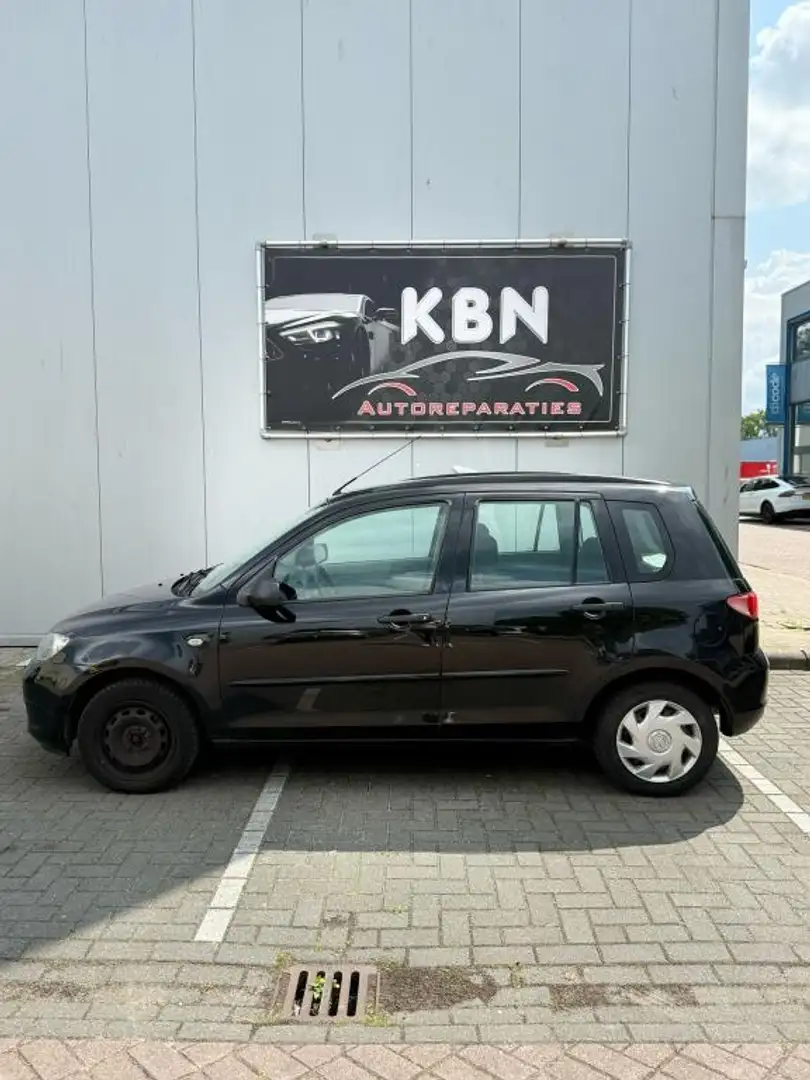 Mazda 2 1.4 Exclusive Negro - 2
