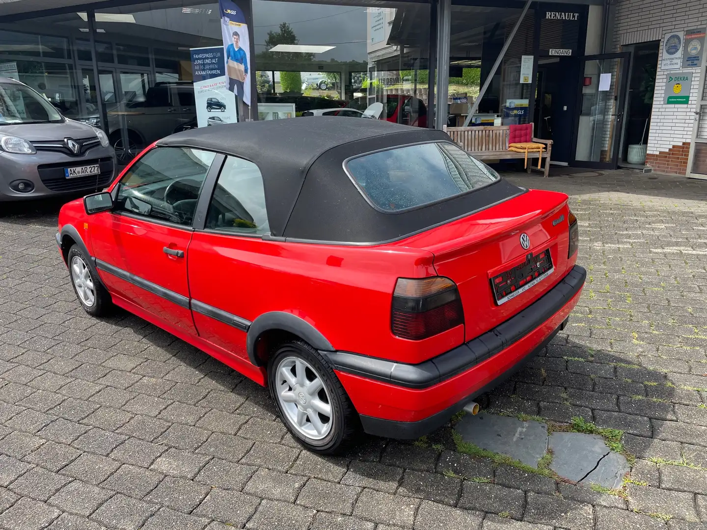 Volkswagen Golf Cabriolet Cabrio 1.8 Rojo - 2