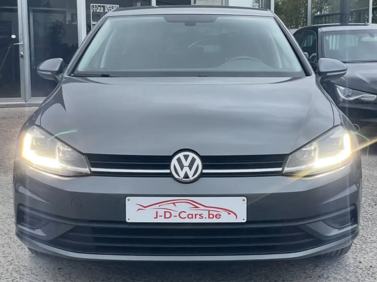 Volkswagen Golf Golf 1.0 TSI OPF Comfortline Grijs - 2