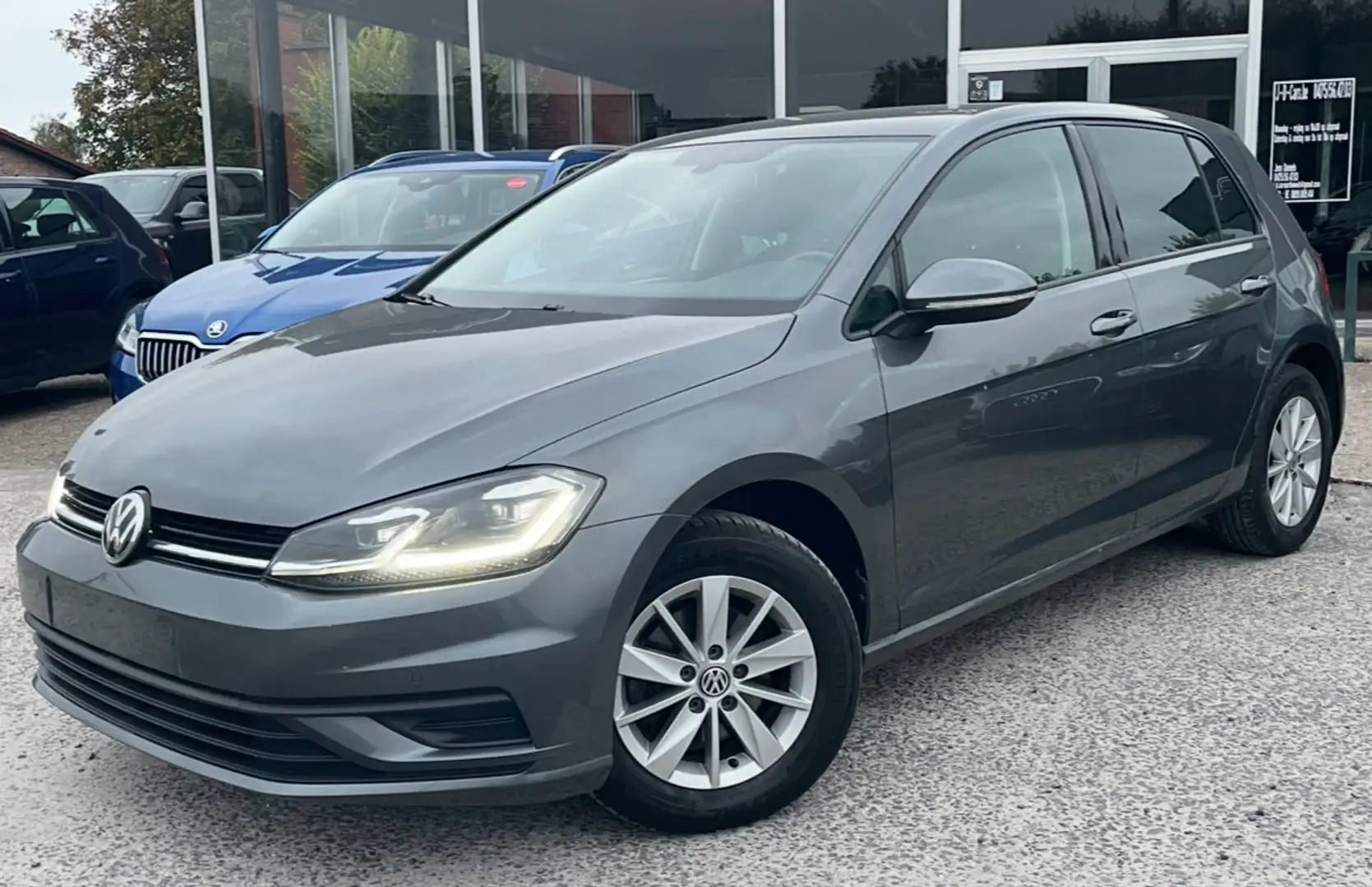 Volkswagen Golf Golf 1.0 TSI OPF Comfortline Grijs - 1