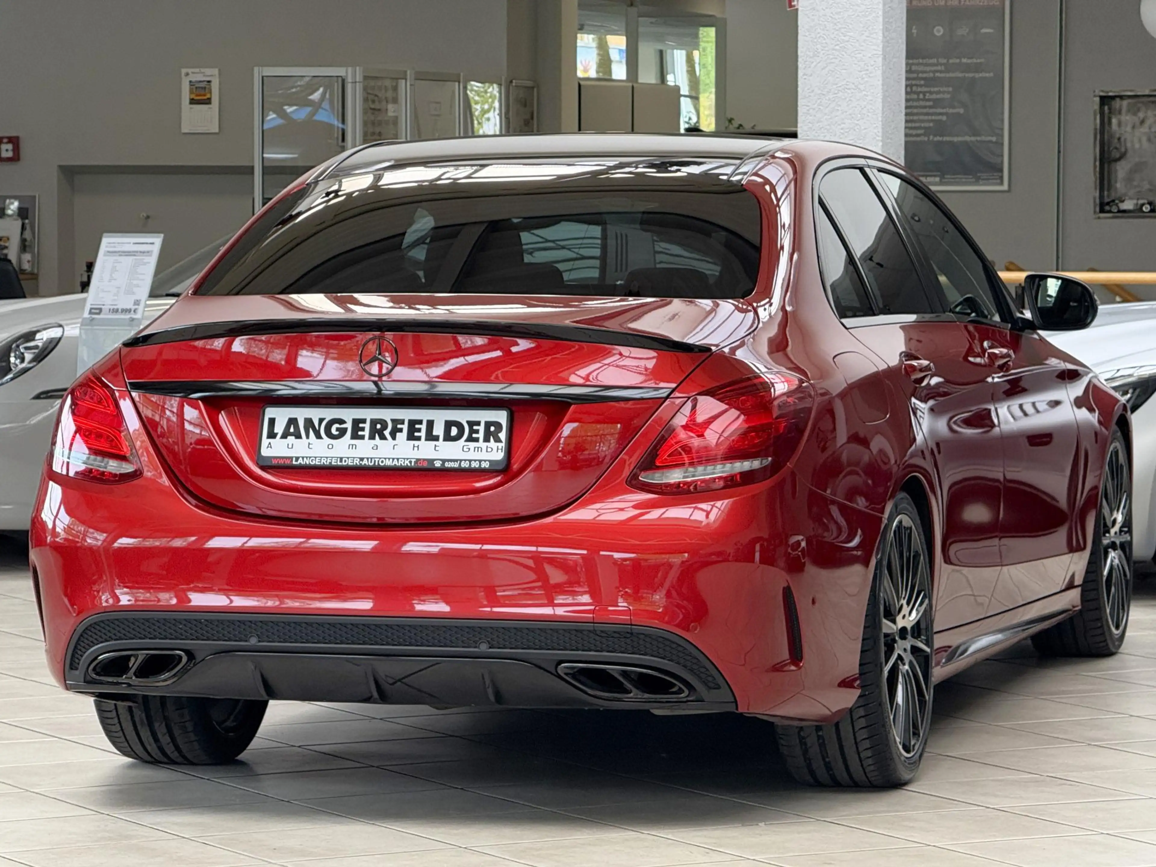 Mercedes-Benz C 250 C250 AMG Line*NAVI*Night*PANO*LEDER*BURM*LEDER* — photo 3