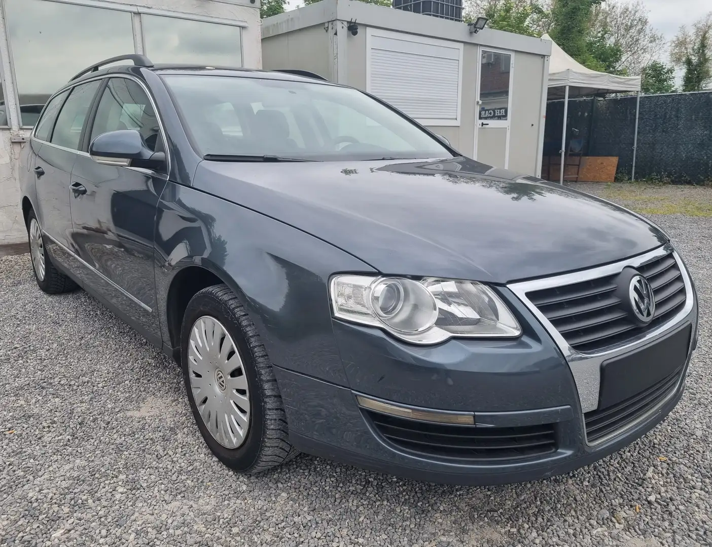 Volkswagen Passat Variant SW 1.6i Comfortline Grijs - 2