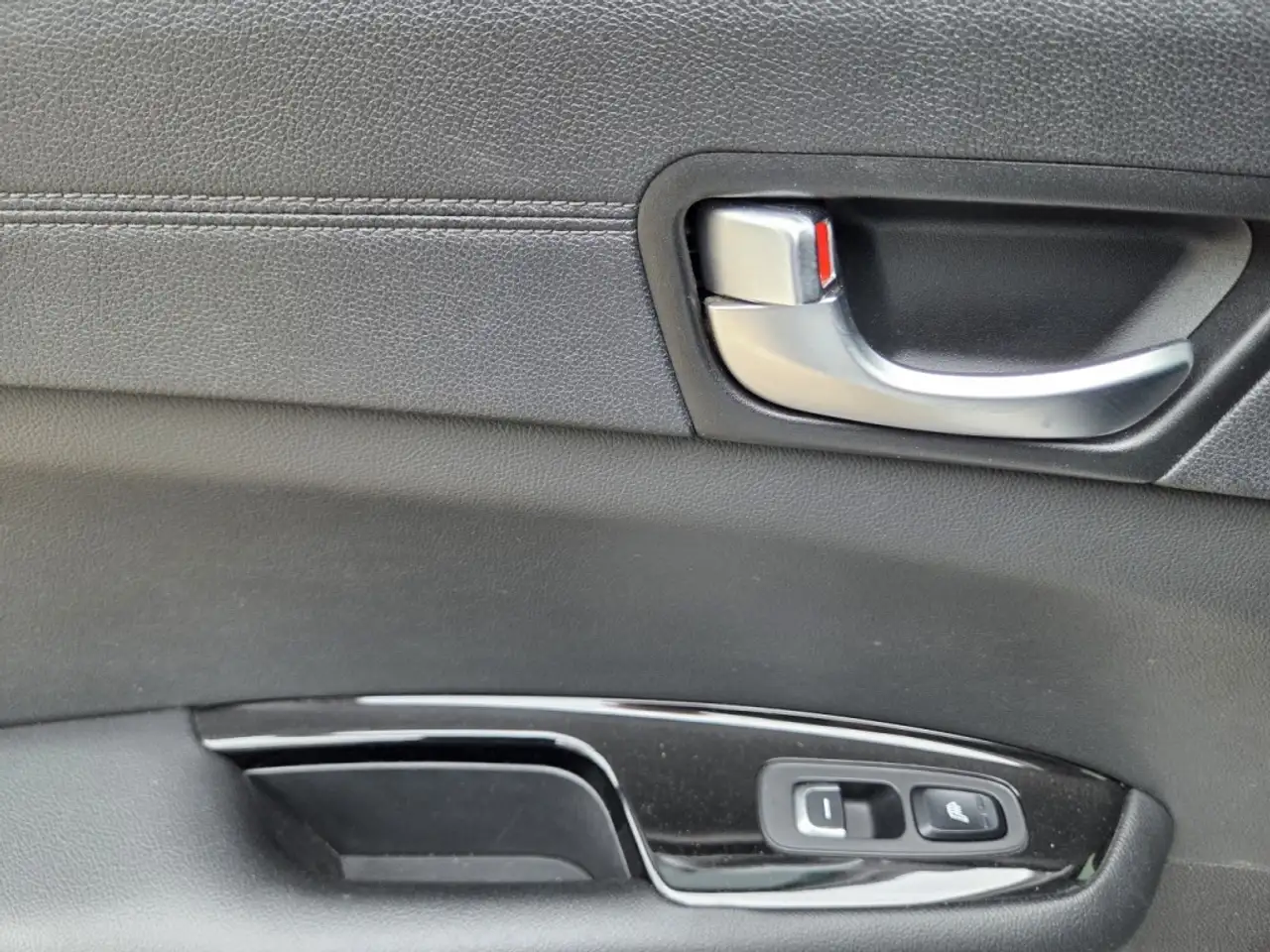 Kia Optima снимка Kia Optima