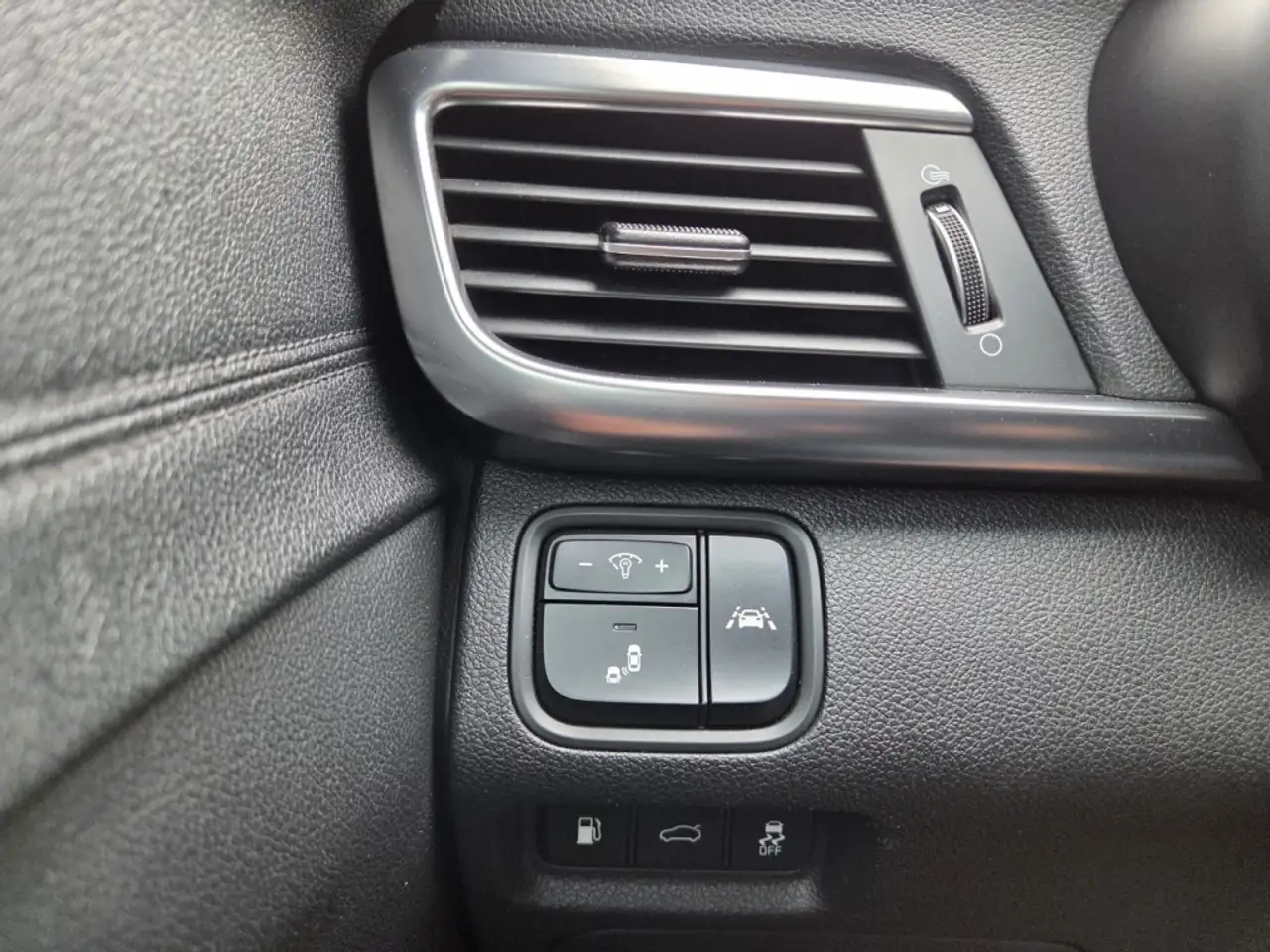 Kia Optima снимка Kia Optima