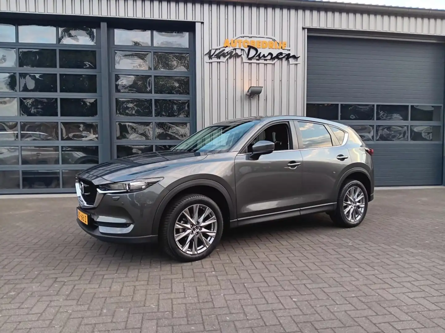 Mazda CX-5 2.0 SkyActiv-G 165 Luxury Elec.A-klep Clima/Cru Grijs - 1
