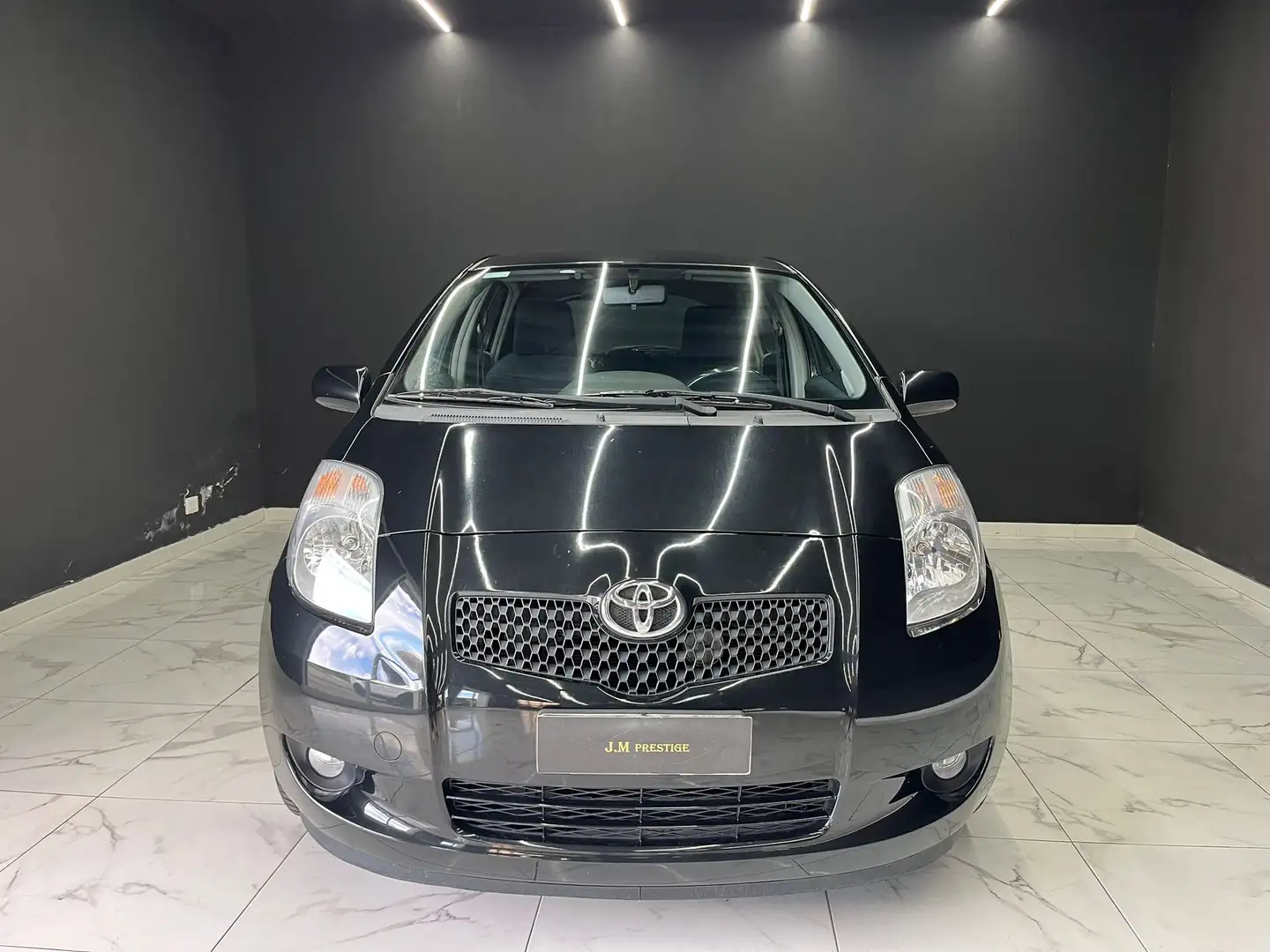 Toyota Yaris 5p 1.3 Navi OK NEOPATENTATI Nero - 2