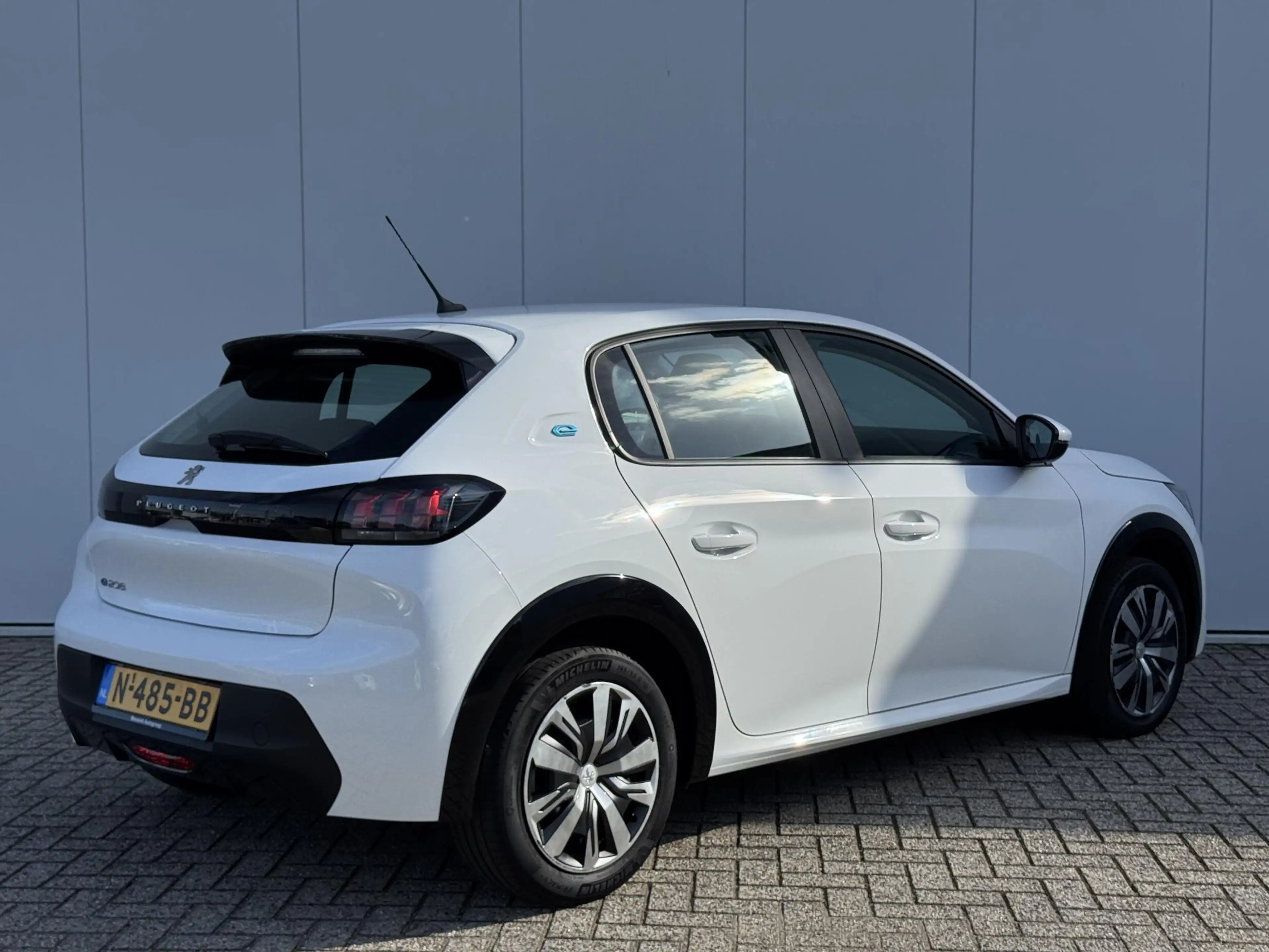 Peugeot e-208 EV Active 50 kWh | Navigatie | Cruise Control | Cl — photo 5