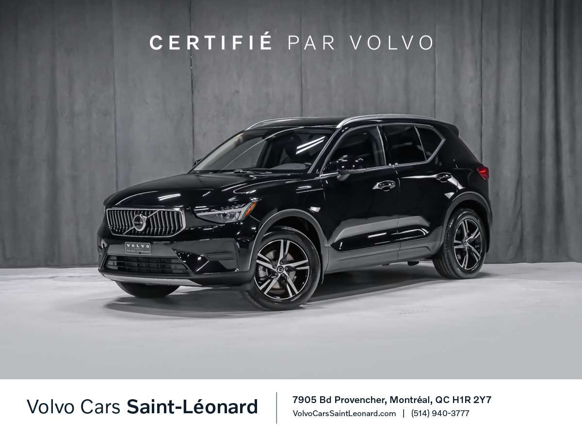 2025 Volvo XC40 B5 CORE BRIGHT