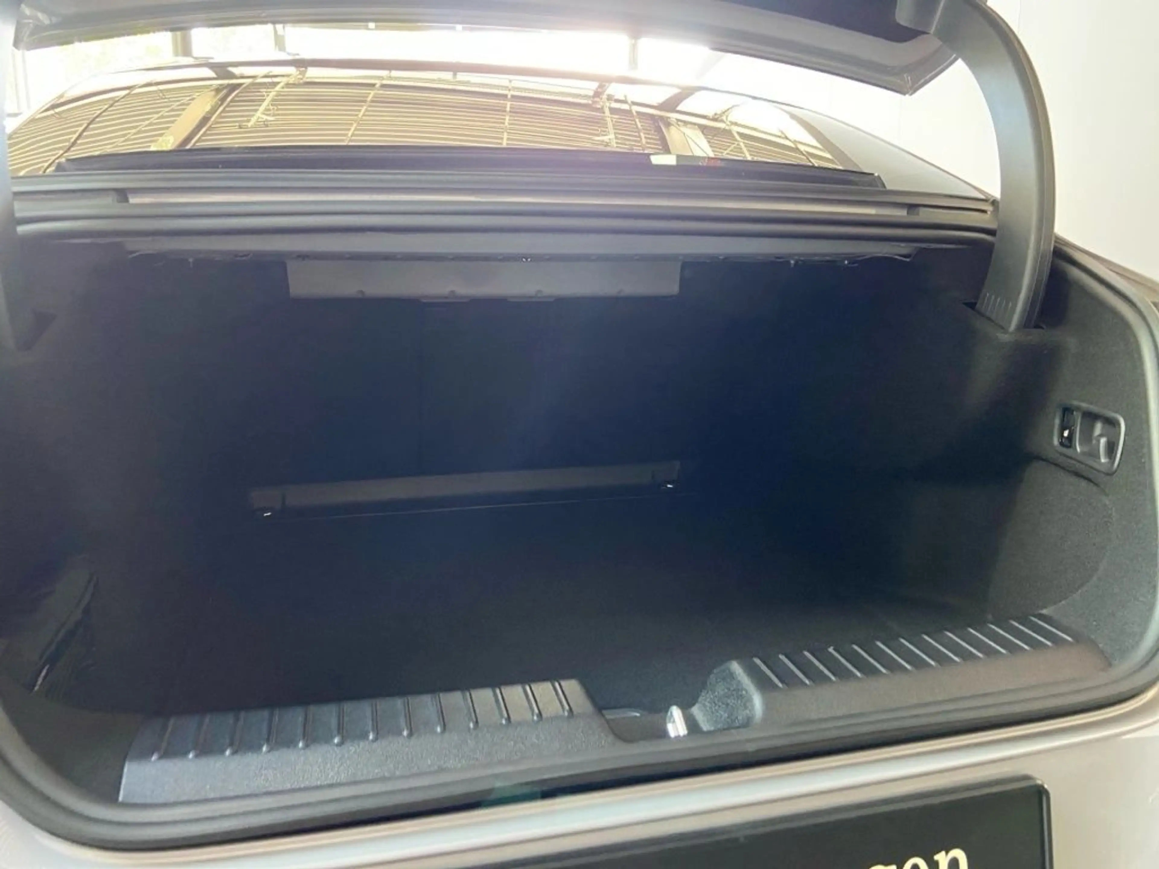 Mercedes-Benz C 400 4MATIC elektrisch AMG+NightP+HuD+Burmester — photo 10