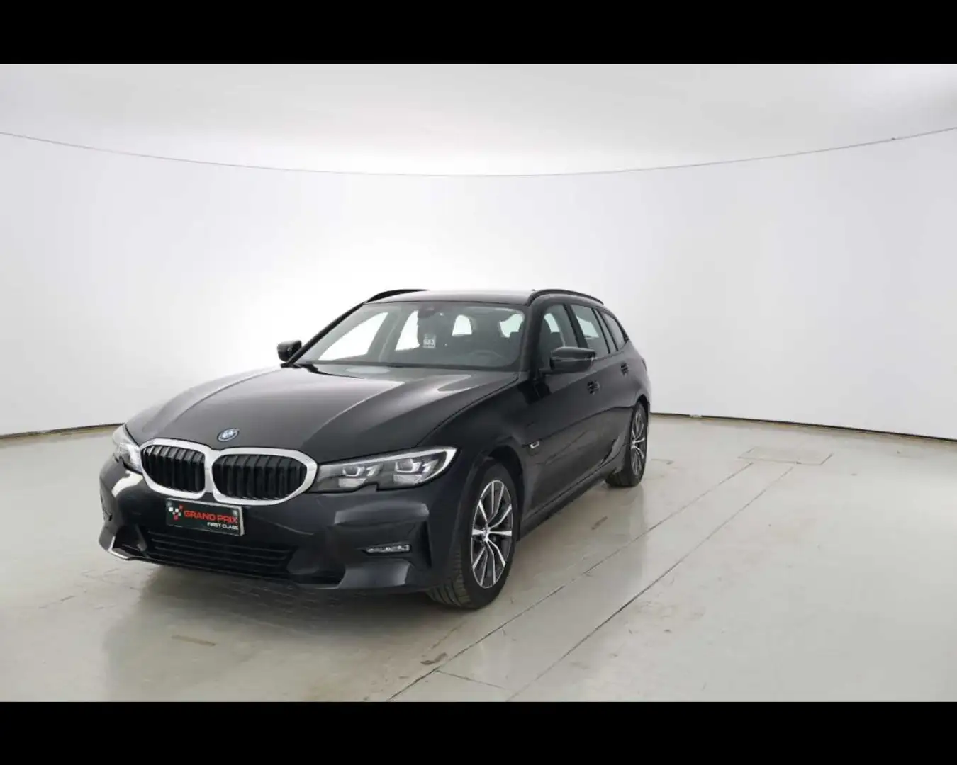 BMW 330 e Touring Business Advantage Schwarz - 1
