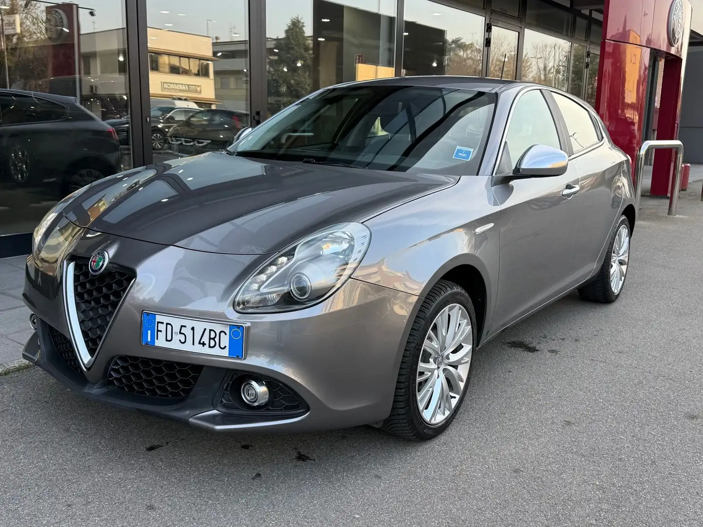 Alfa Romeo Giulietta Giulietta 1.4 Turbo 120 CV Super Grigio - 1