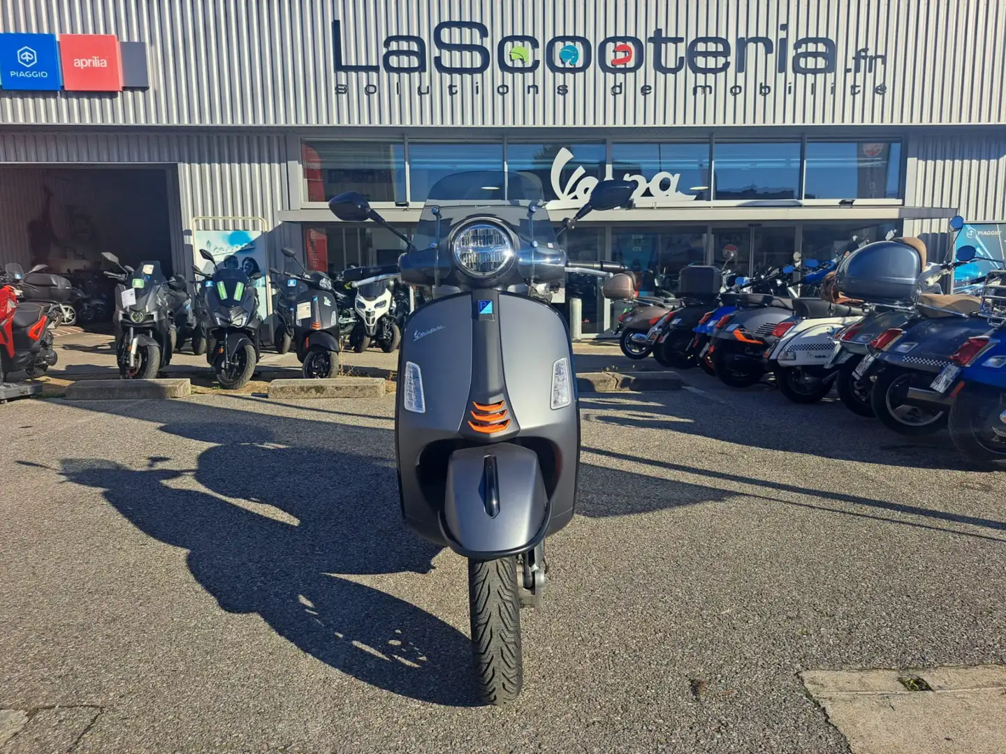 Vespa Super Sport - 2