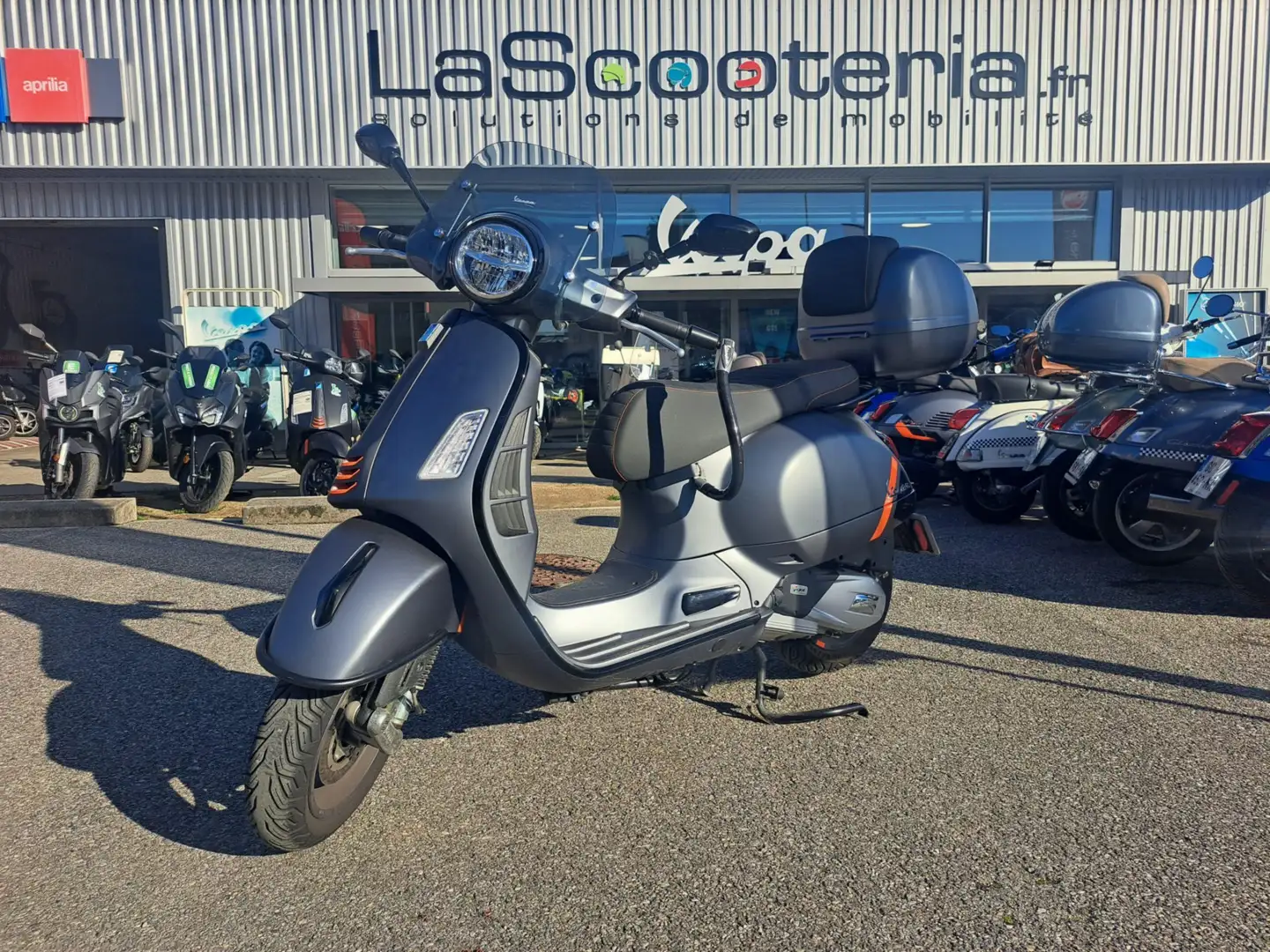 Vespa Super Sport - 1