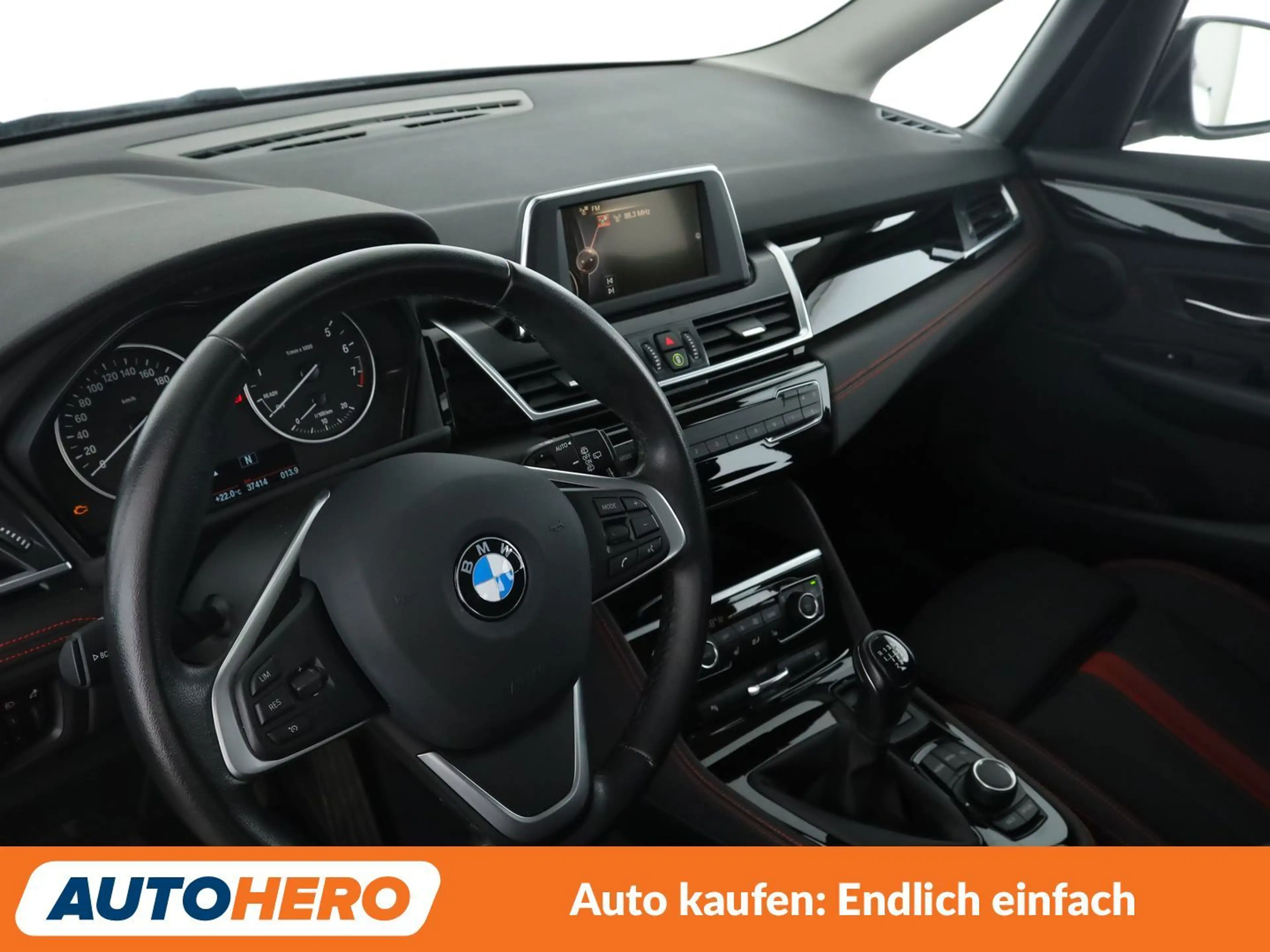 BMW 220 220i Active Tourer Sport Line *PDC*SHZ*KLIMA*PLA* — photo 11