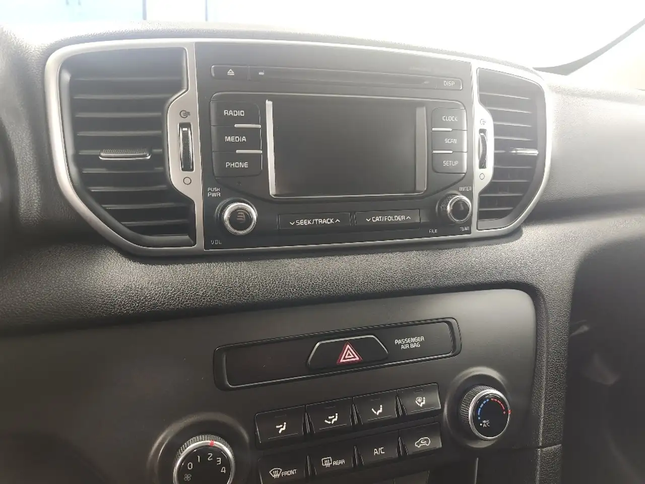 Kia Sportage снимка Kia Sportage