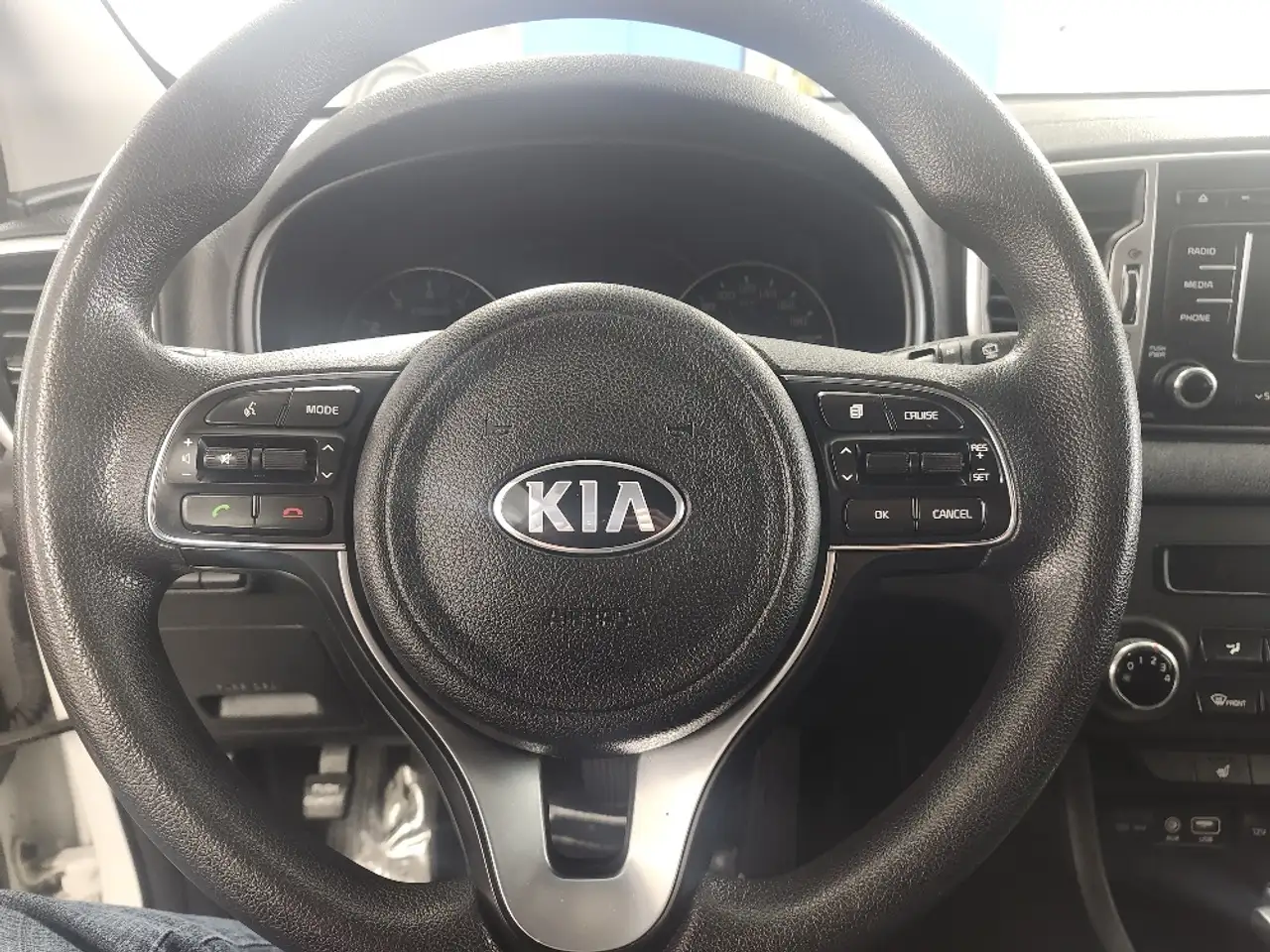 Kia Sportage снимка Kia Sportage