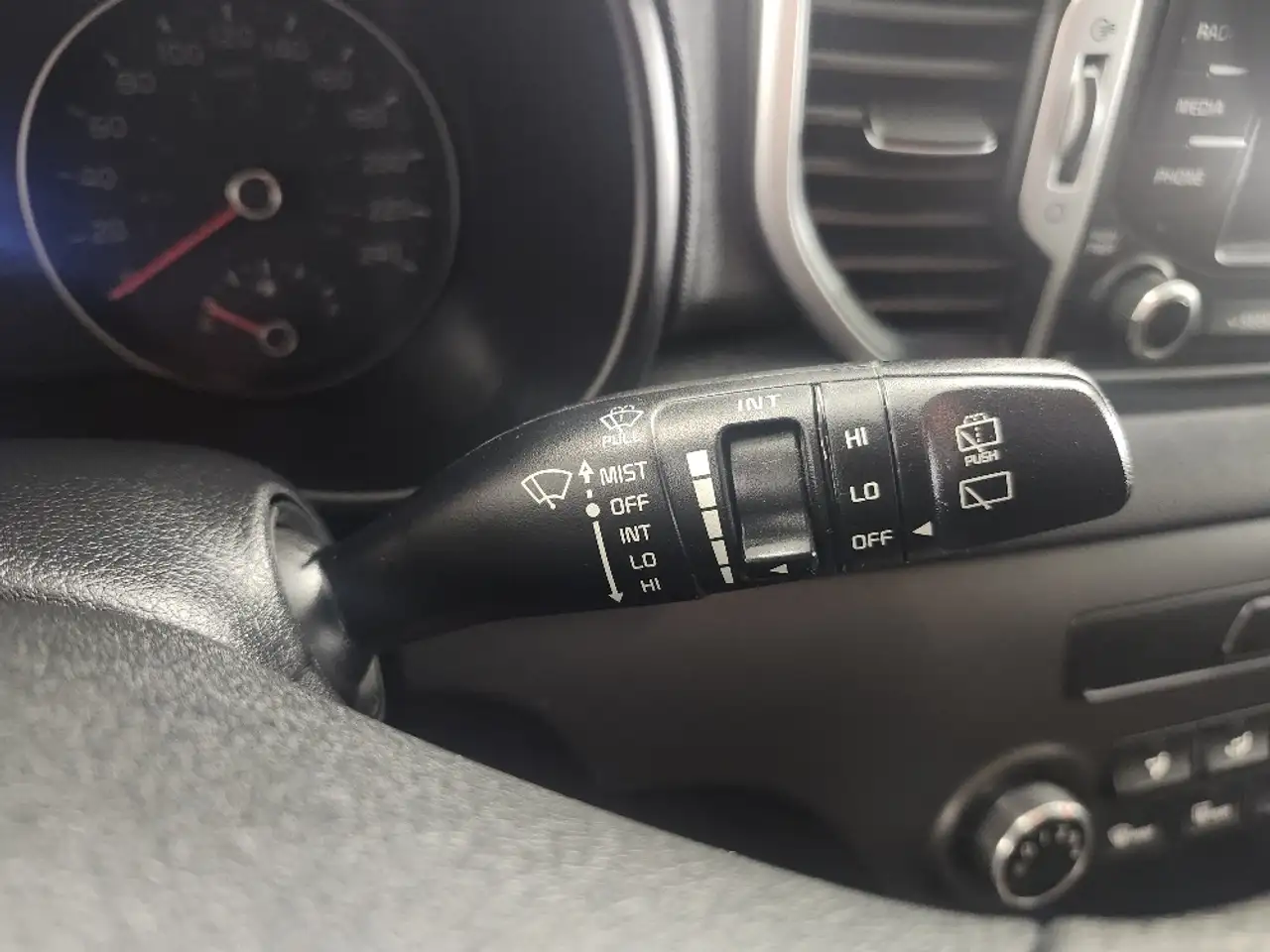 Kia Sportage снимка Kia Sportage