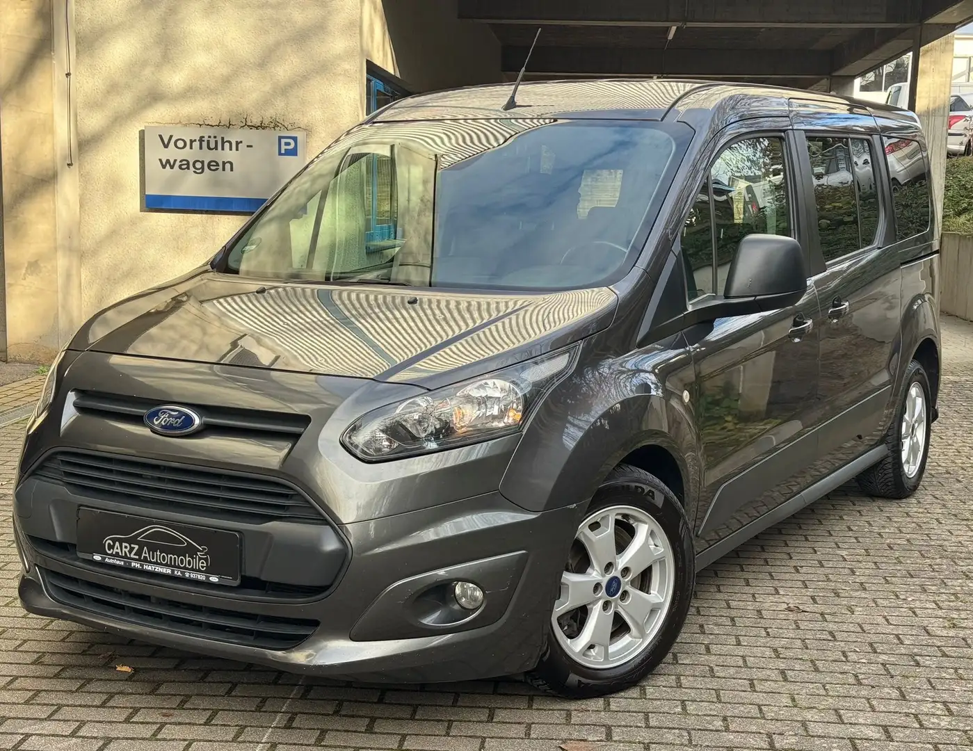Ford Tourneo Connect Trend ** 2. Hand ** Grau - 1