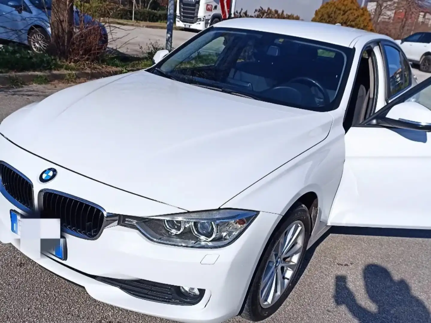BMW 320 320d xdrive Luxury - 1