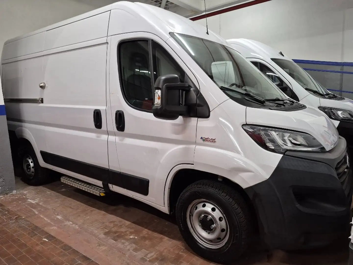 Fiat Ducato 3.0i 16V 136CV METANO, P.MEDIO/T.ALTO, IVA ESCLUSA bijela - 1