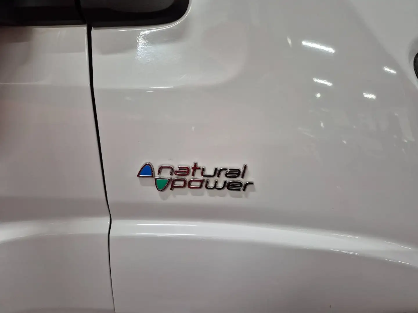 Fiat Ducato 3.0i 16V 136CV METANO, P.MEDIO/T.ALTO, IVA ESCLUSA bijela - 2