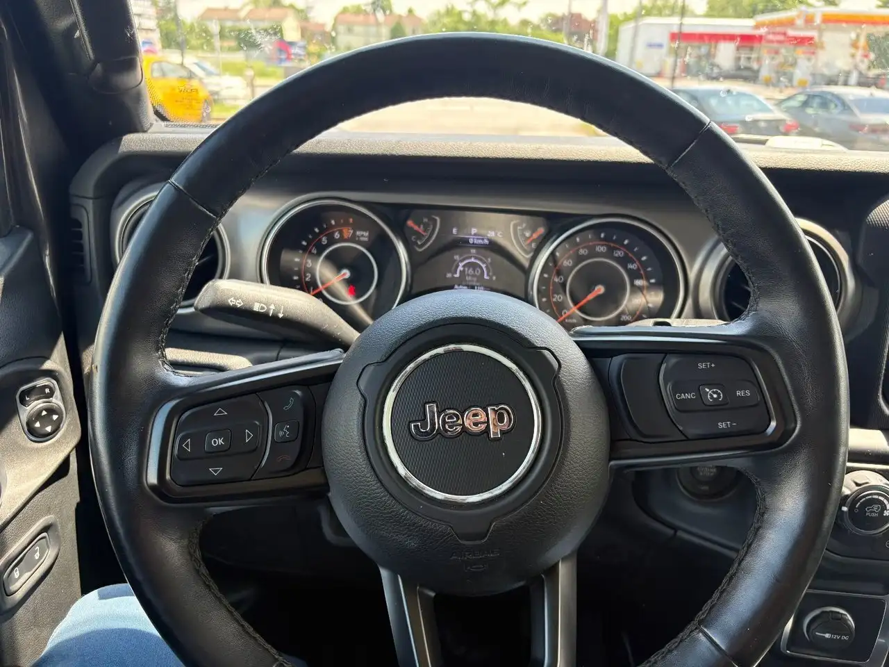 Jeep Wrangler photo Jeep Wrangler