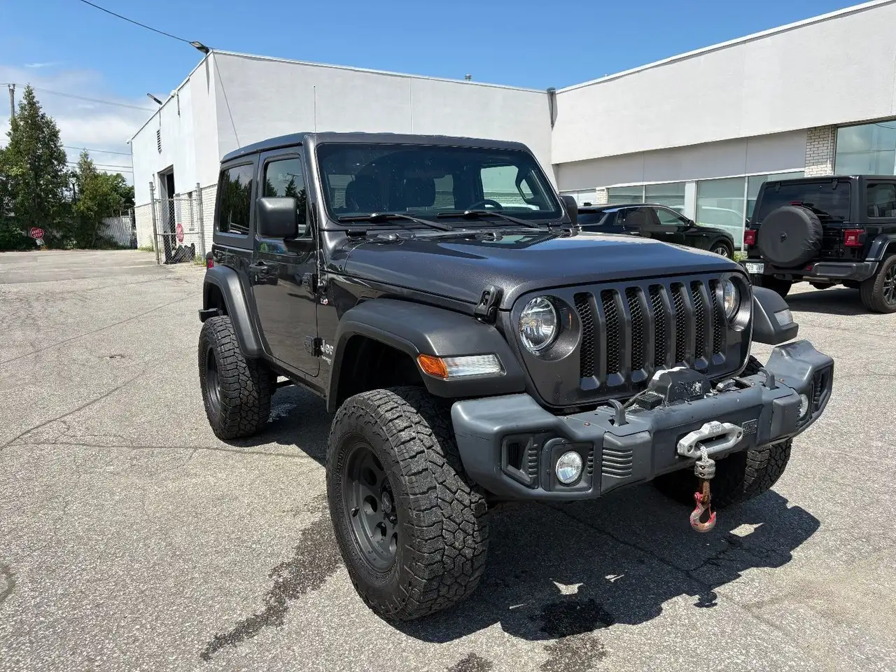 Jeep Wrangler photo Jeep Wrangler