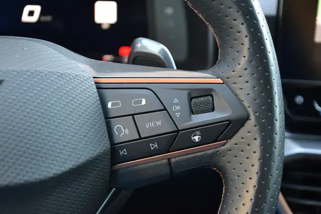 Cupra Leon view 15