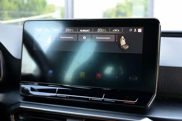 Cupra Leon view 10