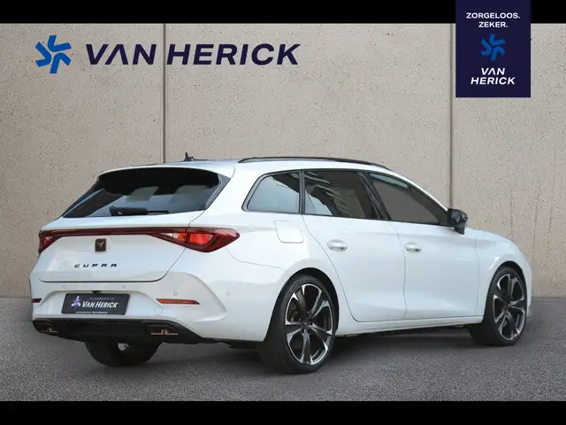 Cupra Leon view 4