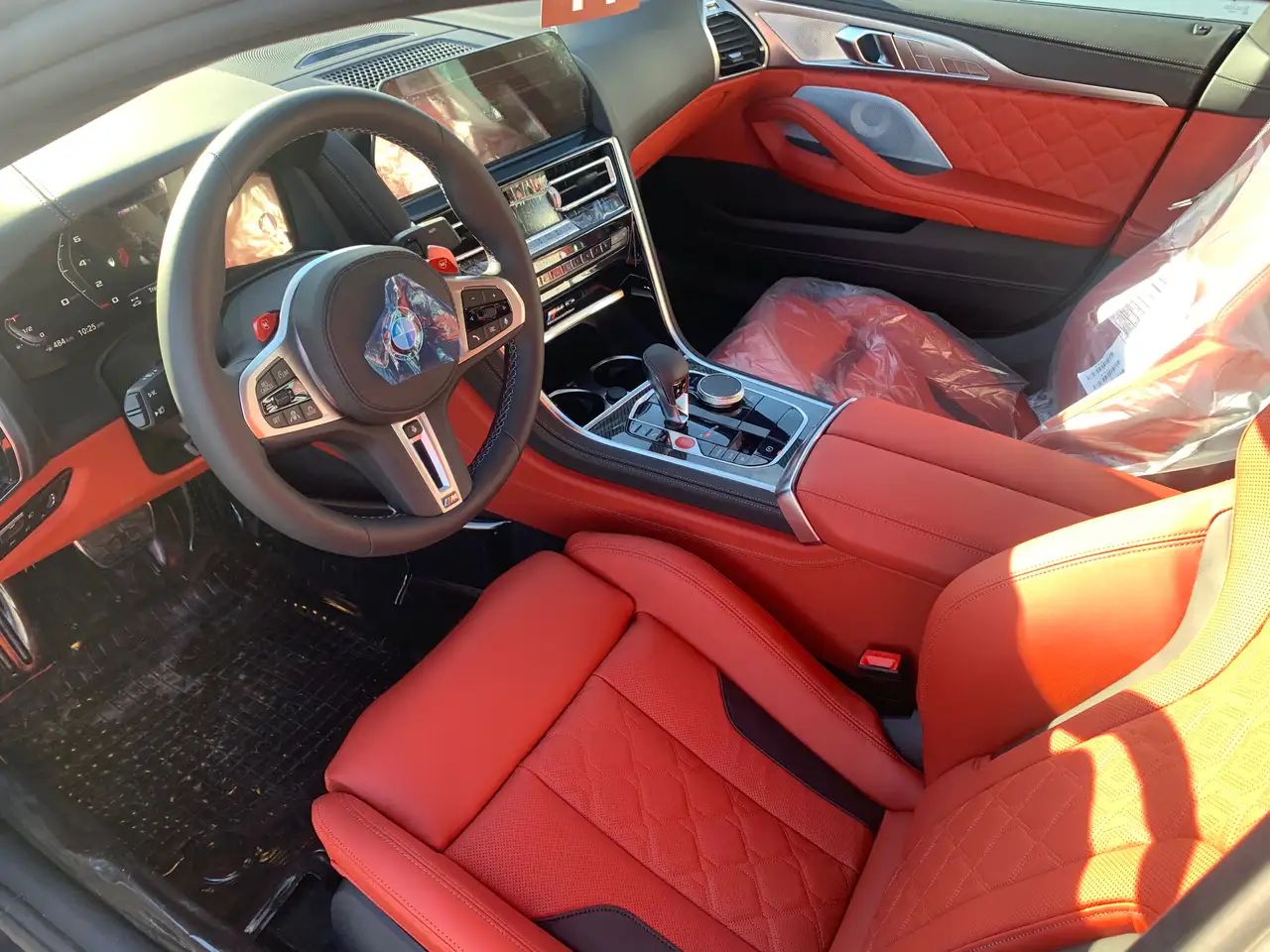 BMW M8 снимка BMW M8