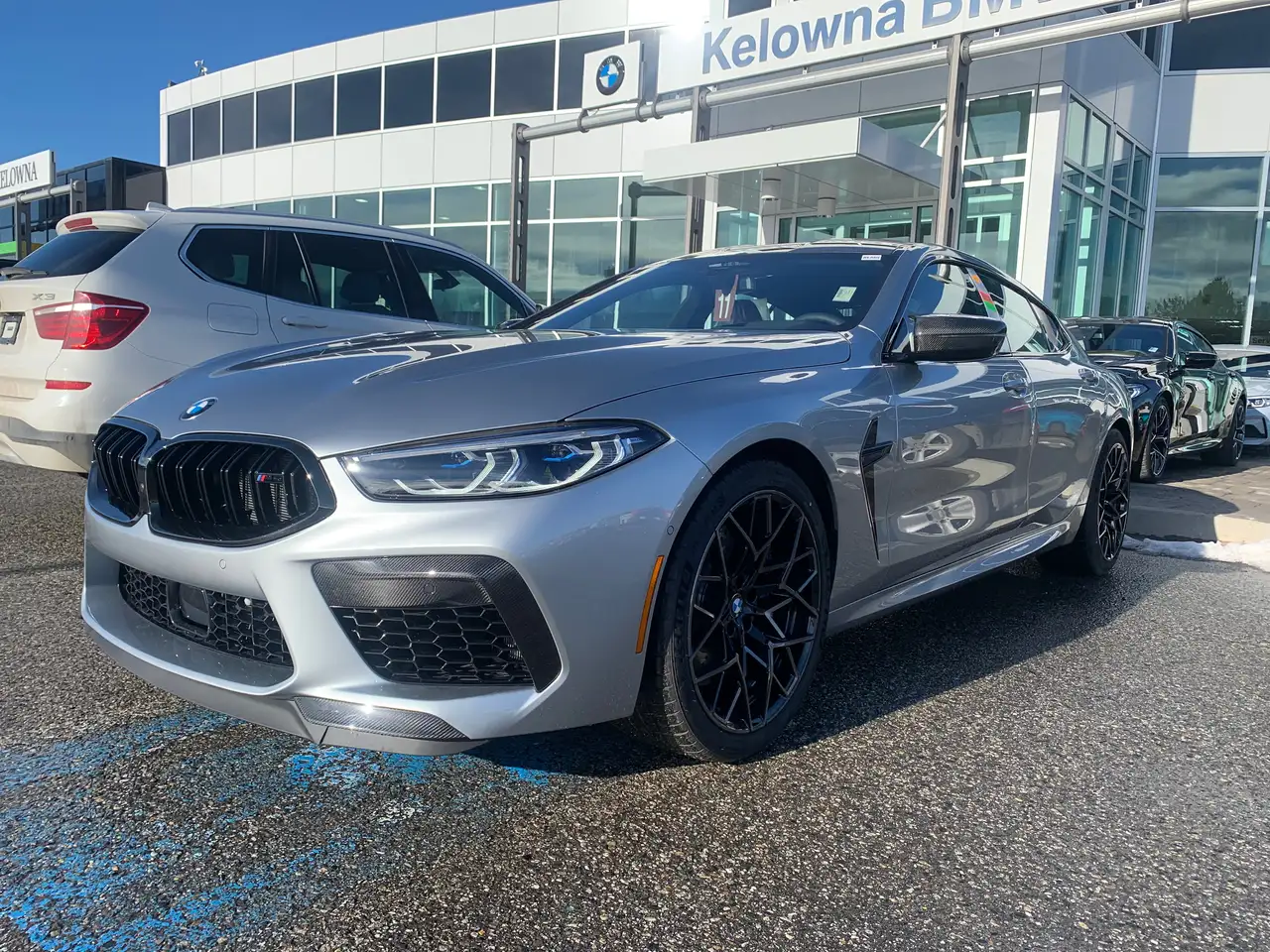 BMW M8 снимка BMW M8
