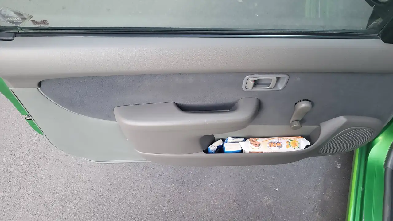 Nissan Micra I / II 1990 3p 1.0 Jive, foto 7
