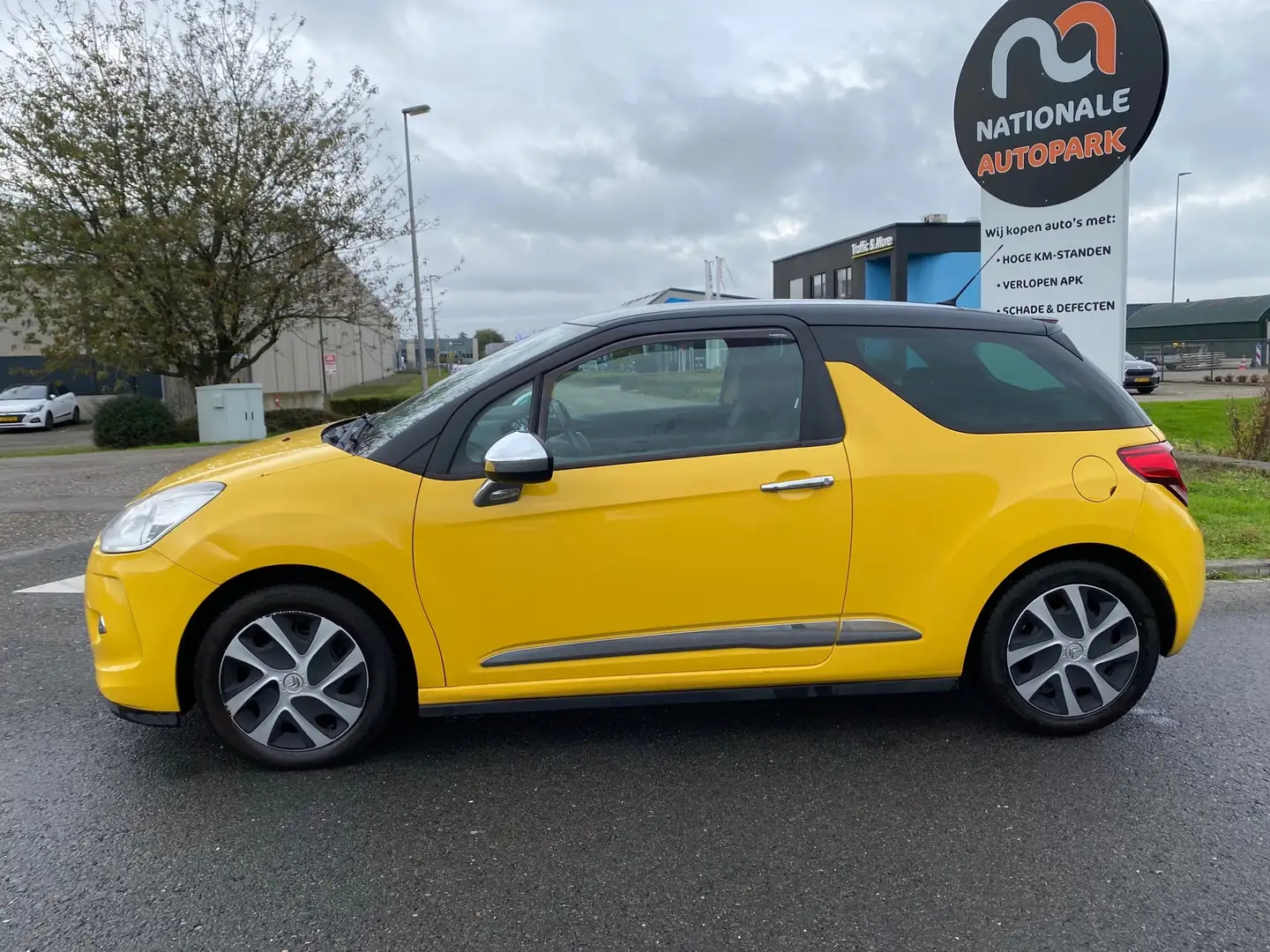 Citroen DS3 2011 * 1.6 e-HDi So Chic * CLIMA * CRUISE CONTROL Žlutá - 2