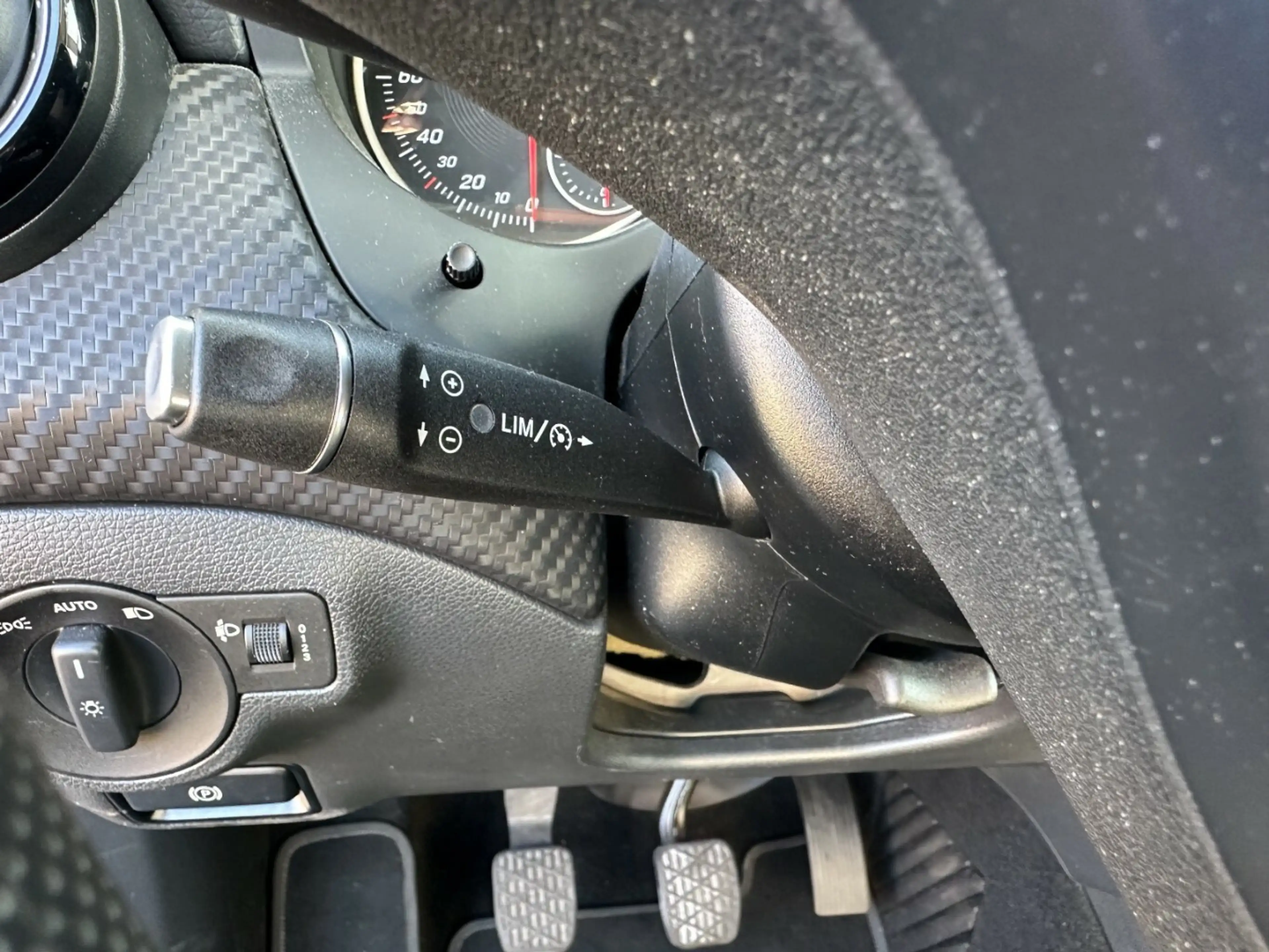 Mercedes-Benz GLA 180 +Navi+Sitzheizung+ — photo 14