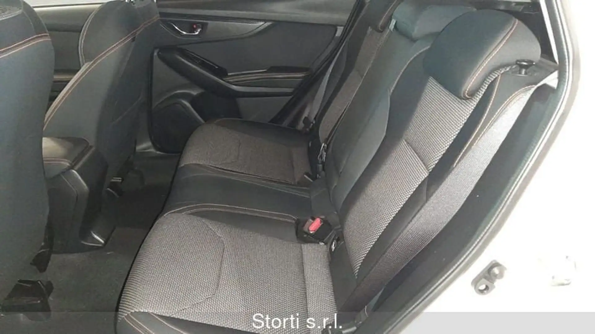 Subaru XV XV II 2017 1.6i Style lineartronic Wit - 2